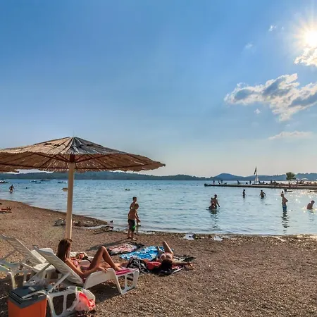 Apartman Rea Srima