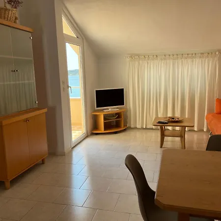 Apartman Rea Srima